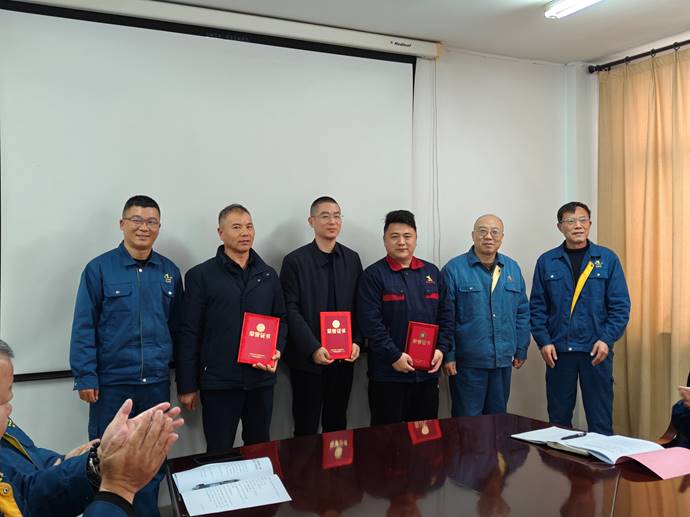 第一事業(yè)部冶化協(xié)力項目部獲銅冠冶化公司“強化意識，防控風險”...